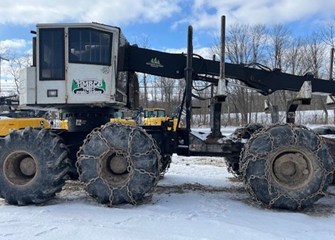 1999 Timbco TF820C Forwarder